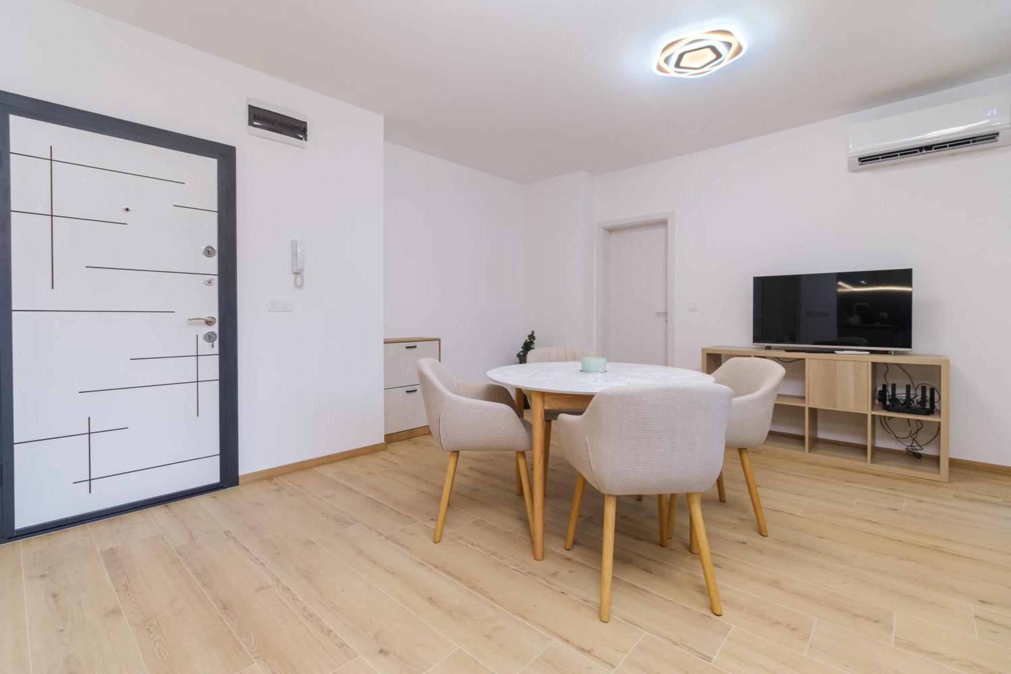 Modern 1-Bedroom Apartment With Free Parking Plovdiv Exterior foto